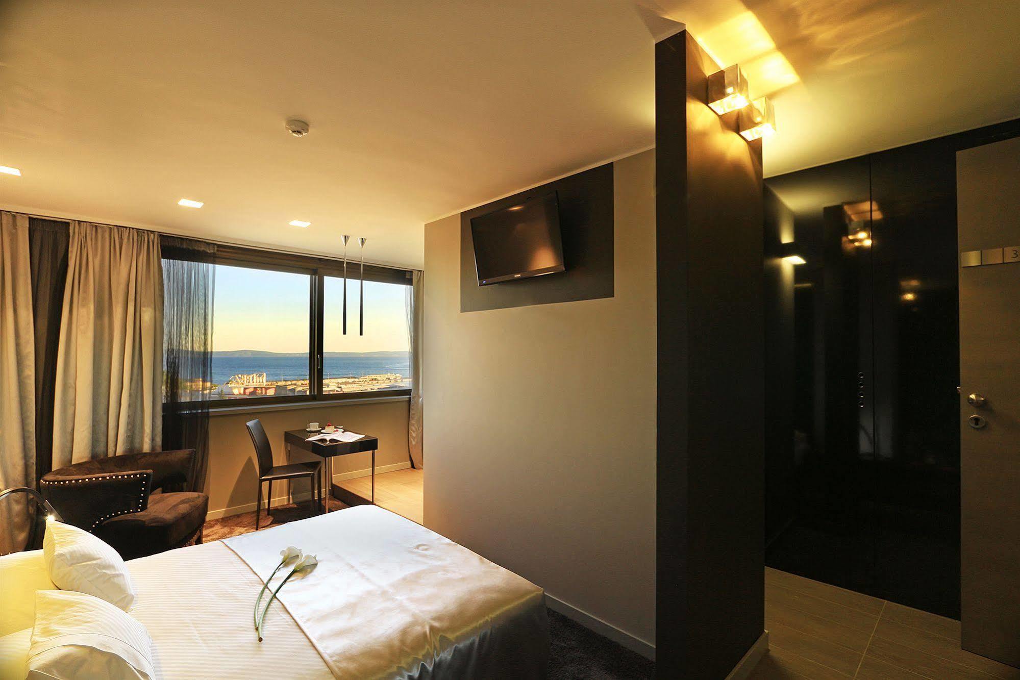 The View Luxury Bed & Breakfast 4*